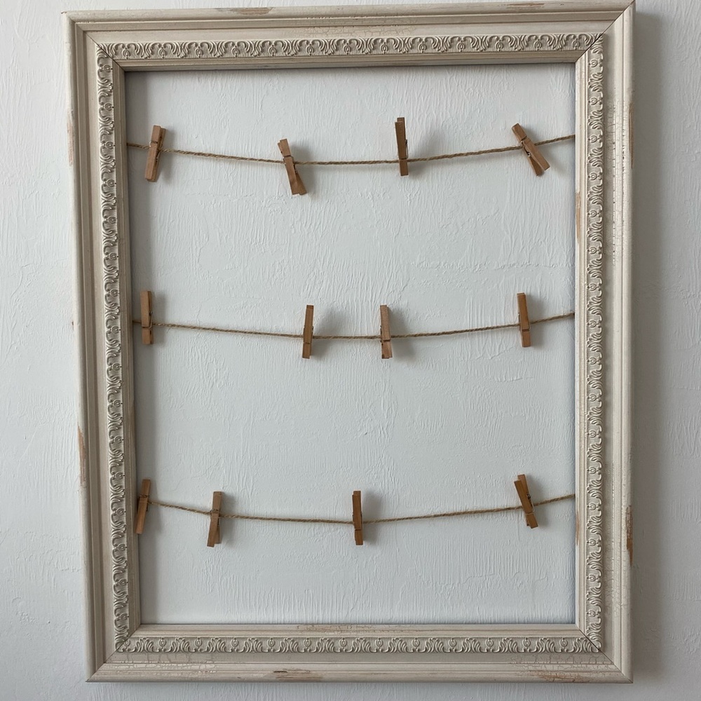Clothes pin frame